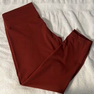 Lululemon dusty orange 23” wunder train